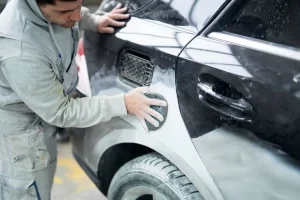 preparação da lataria antes da pintura automotiva lixamento e correção
