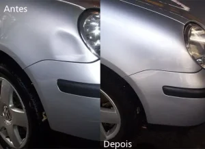 Pequeno-amassado-em-carro-preto-sendo-avaliado-para-martelinho-de-ouro-em-Campinas